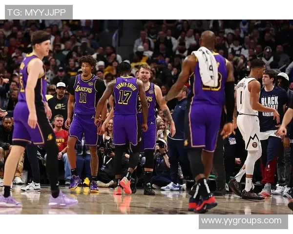 湖人与掘金激战9月21日争夺季前赛胜利的精彩对决