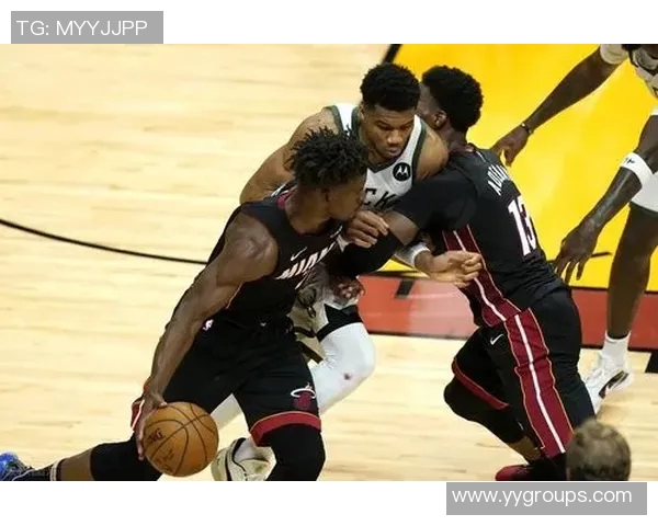 热火与雄鹿激战第2场球星对决引发季后赛热潮