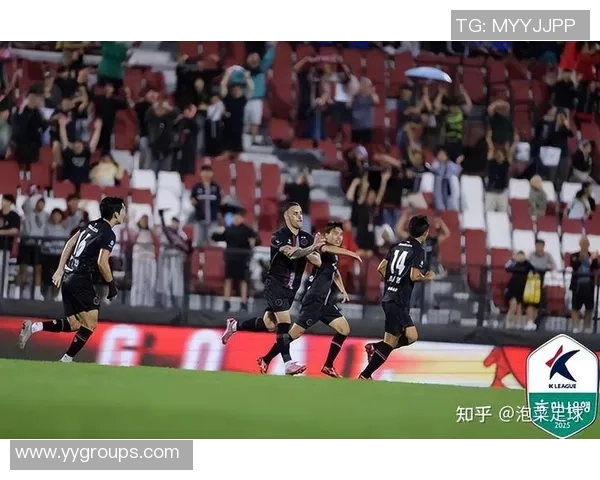 首尔衣恋与富川FC激战正酣谁能在这场对决中笑到最后