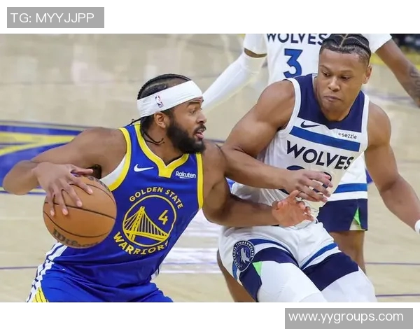 勇士与森林狼季前赛精彩对决展现新赛季球队实力与战术布局