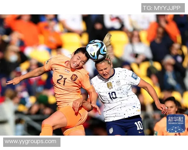 荷兰女足与雅典女足激战正酣谁能在这场较量中笑到最后