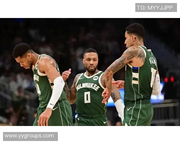 雄鹿与雷霆激战正酣在线直播精彩瞬间不容错过 雄鹿与雷霆激战正酣在线直播精彩瞬间不容错过