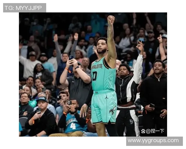 骑士与黄蜂激战正酣球迷期待精彩对决与精彩瞬间 骑士与黄蜂激战正酣球迷期待精彩对决与精彩瞬间