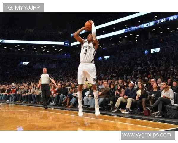 马尚布鲁克斯的篮球之路与职业生涯的精彩瞬间回顾与展望 马尚布鲁克斯的篮球之路与职业生涯的精彩瞬间回顾与展望