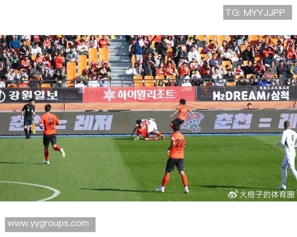 全北现代与江源的激烈对决揭示韩国足球的竞争魅力与未来发展潜力 全北现代与江源的激烈对决揭示韩国足球的竞争魅力与未来发展潜力