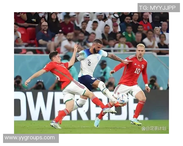 温布利草坪质量引发球员集体不满欧冠决赛场地争议再掀波澜 温布利草坪质量引发球员集体不满欧冠决赛场地争议再掀波澜