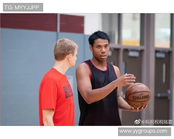 祝铭震:从新星崛起到篮球场上的传奇之路与未来展望 祝铭震:从新星崛起到篮球场上的传奇之路与未来展望