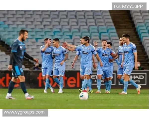 西部联与墨尔本胜利激战正酣谁能在这场对决中笑到最后